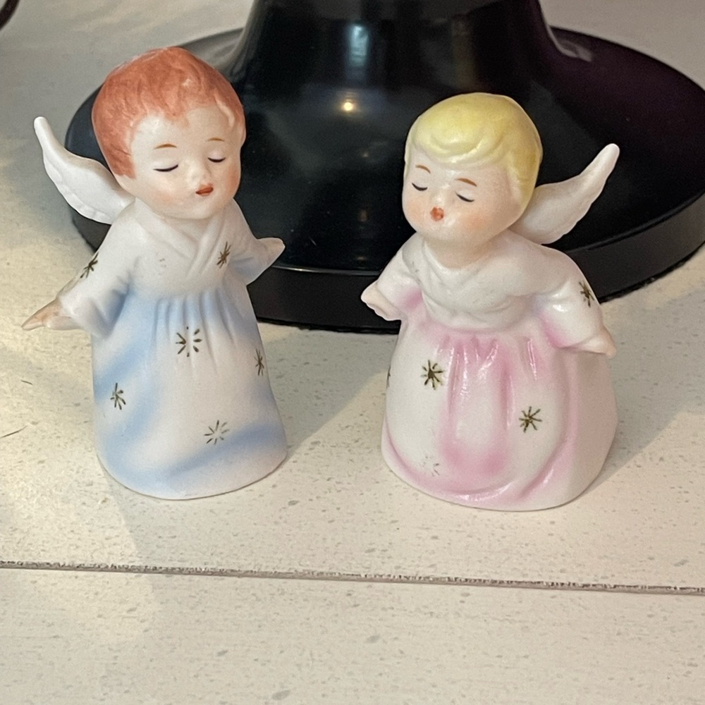 Vintage Japan Schmid Bros pair Kissing Angels